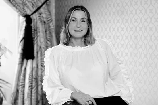 About Tania Hemming - Hold the Space